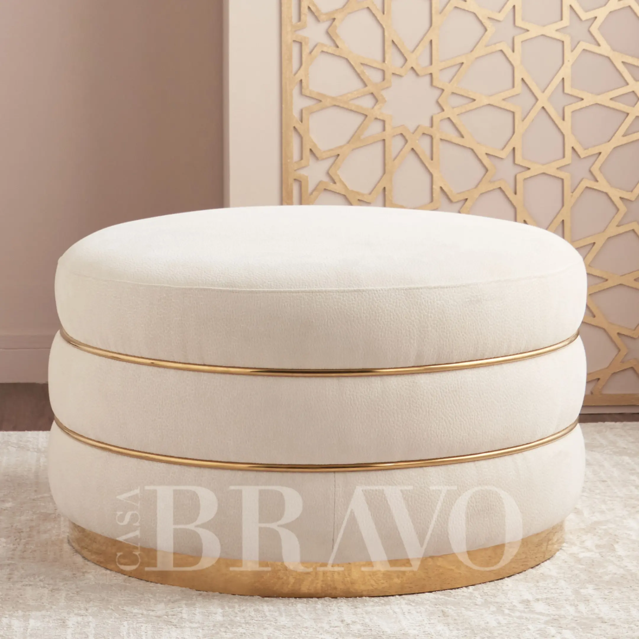 مقعد دائري فاخر بلمسات ذهبية