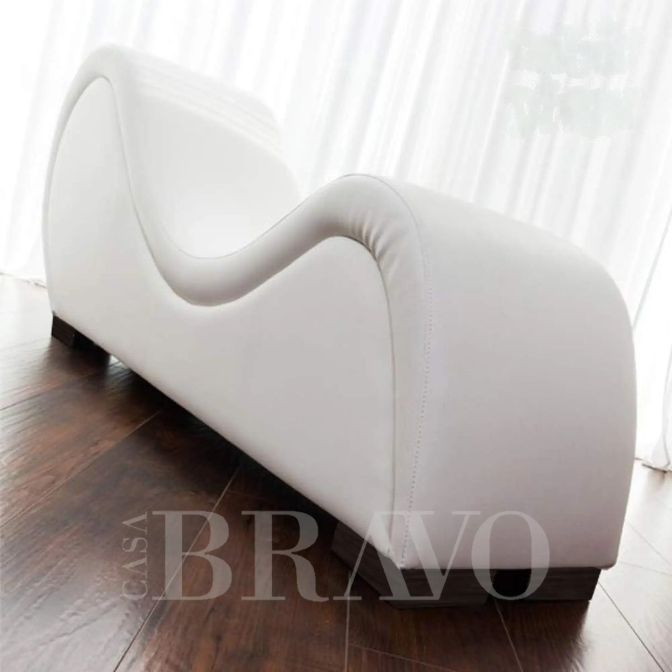 Luxury Love Chair Collection - A comfortable recliner chair for relaxation and style