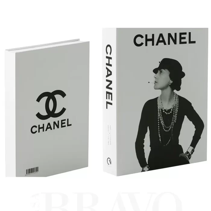 Luxury Fashion Table Books – Decorative Accents for Modern Interiors